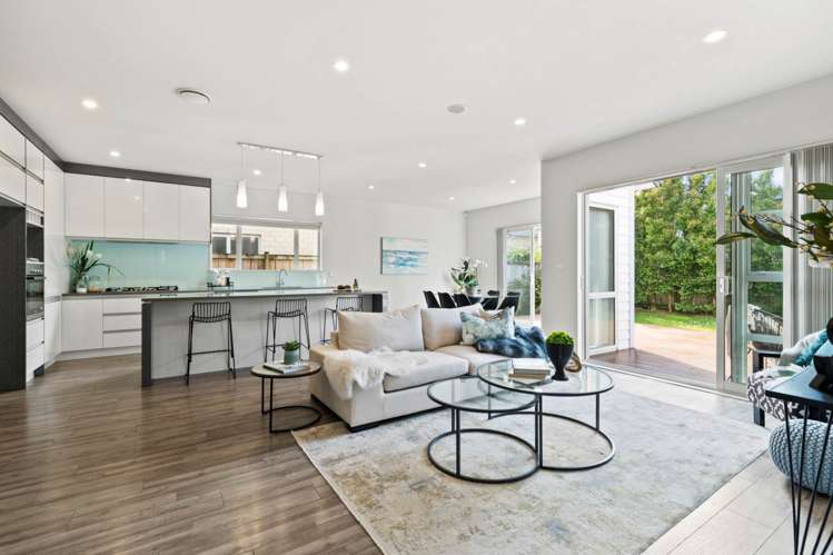 15 Ballyholey Drive Flat Bush_5