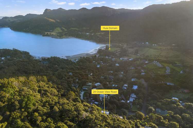 24 Ocean View Road Huia_15