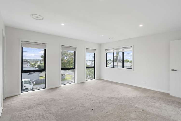 92A Flanshaw Street Te Atatu South_12