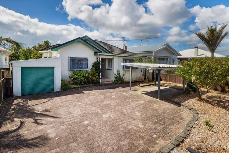 206 Mount Albert Road_0