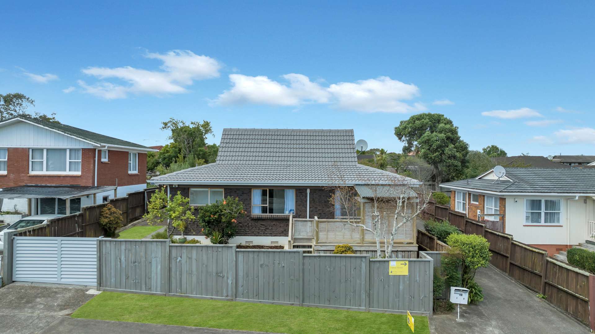 1/16 Archmillen Avenue Pakuranga Heights_0