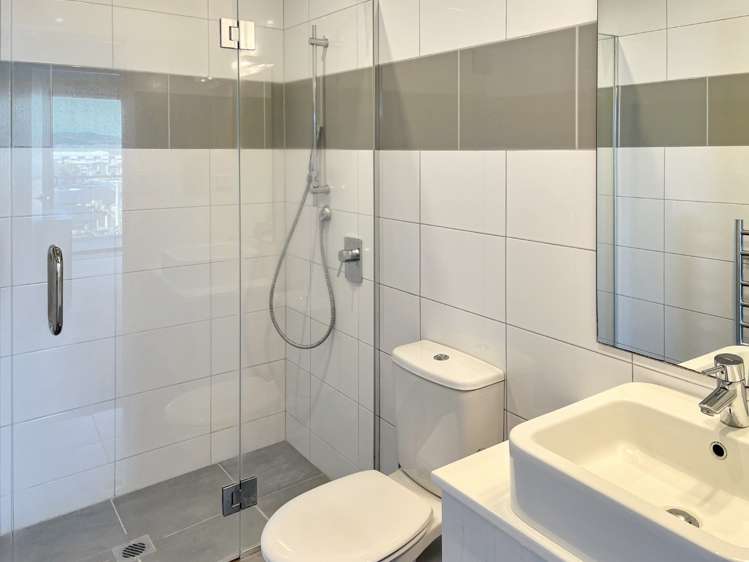 10/898 Papamoa Beach Road Papamoa_12