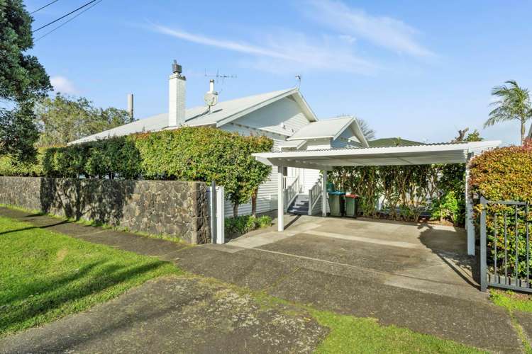 206 Campbell Road_1
