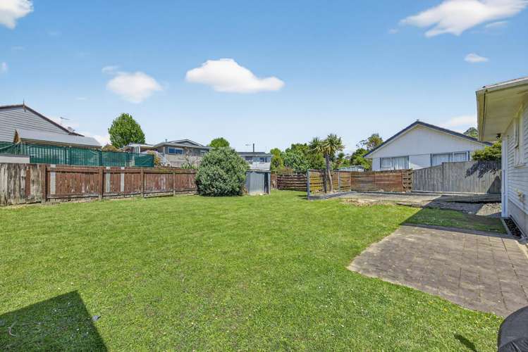 2/47 Larne Avenue Pakuranga Heights_12