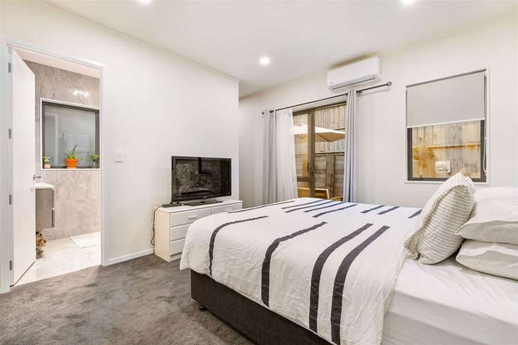 15A Reynella Drive Massey_14