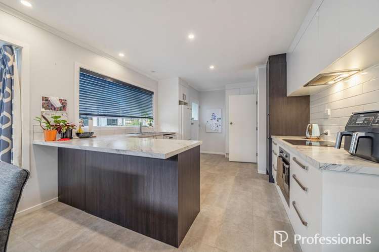 6 Snell Grove Clouston Park_6