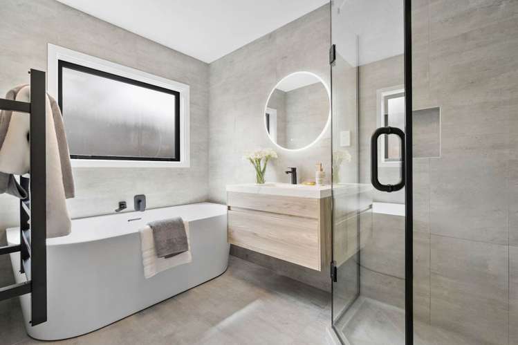 20 Baulcomb Parade Windsor Park_22