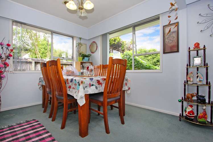 2/15 Cameron Street Papakura_4