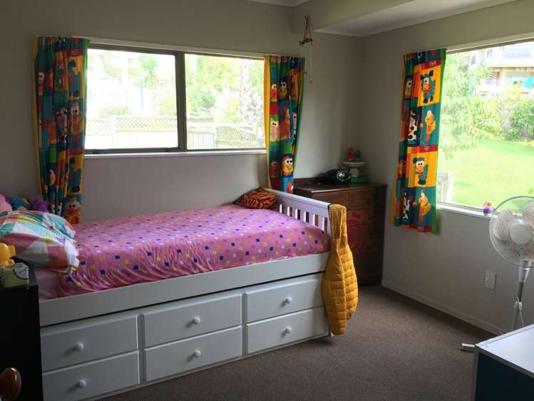 8 Eagle Place Red Beach_12