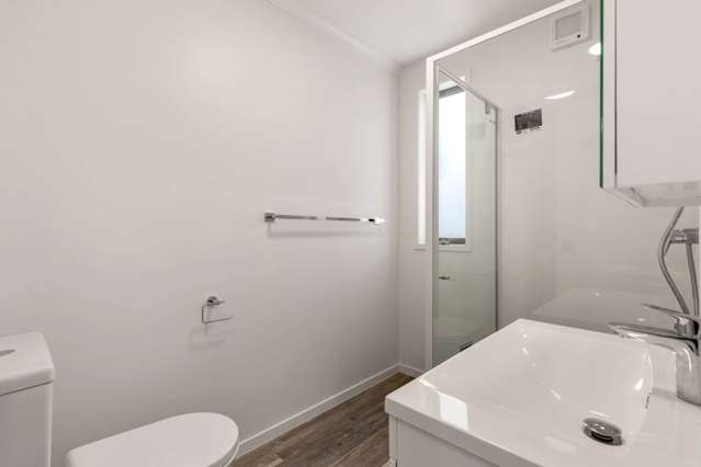 7/90 Swaffield Road Papatoetoe_2