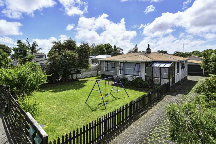 17 Matapouri Road Mangere Bridge_26