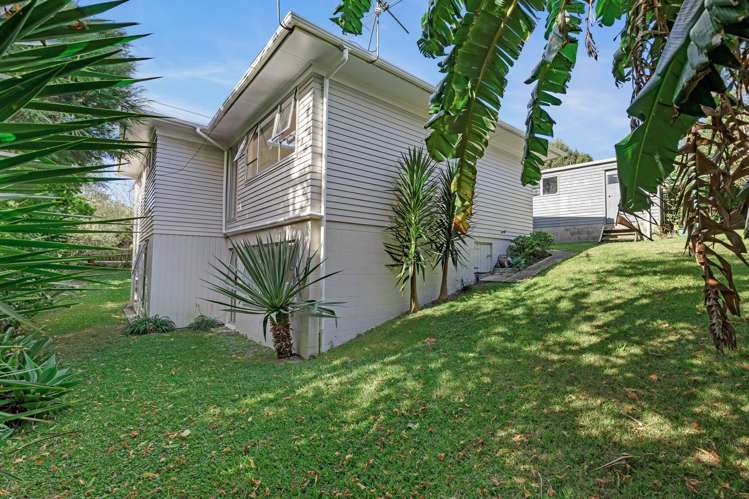 2 Woodvale Road Glen Eden_15