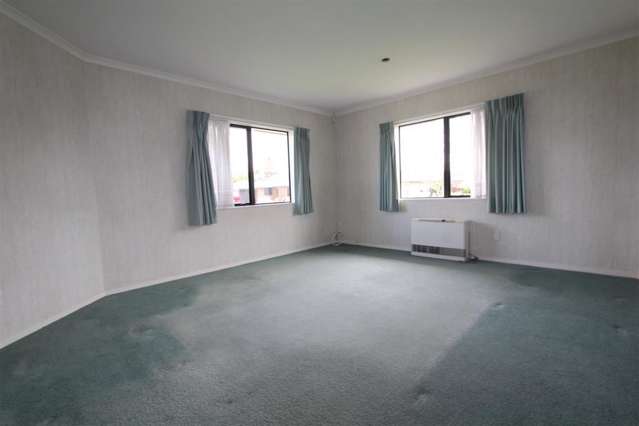 31 Farnborough Drive Nawton_3