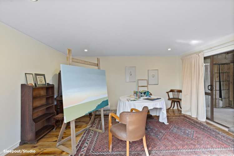 193 Valley Road Muriwai Beach_24
