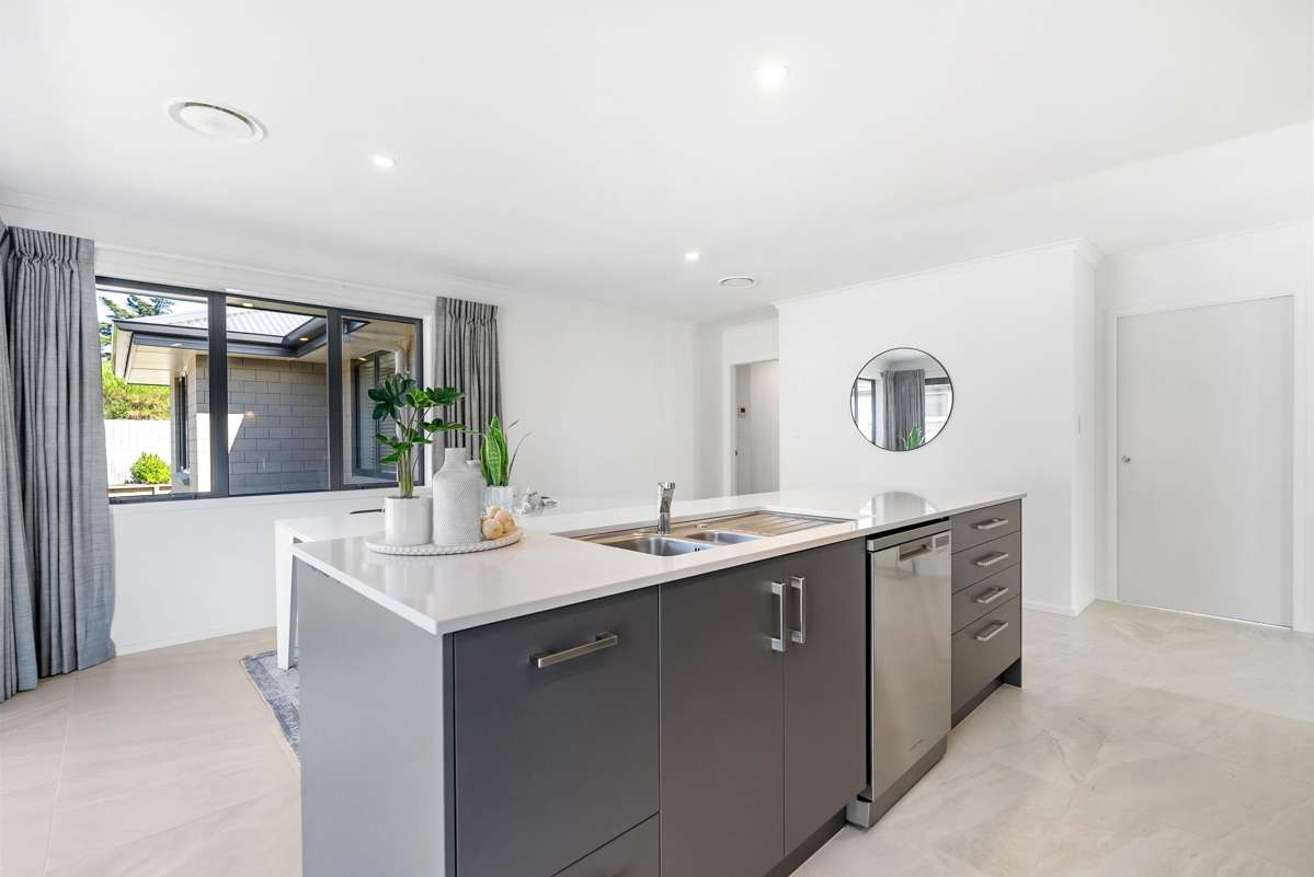 77 Kaurinui Crescent_2