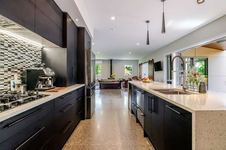 299 Reid Line East Colyton_11