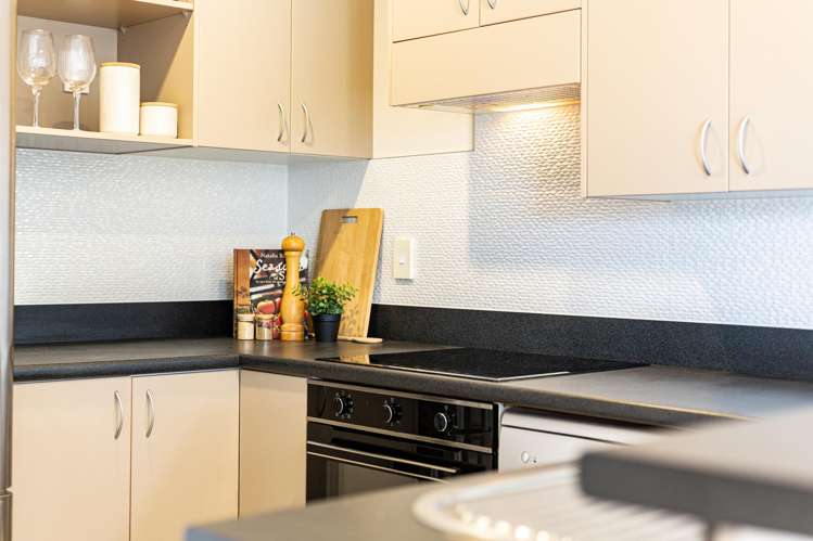 2A Hillary Street Tawa_6