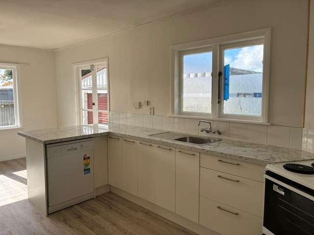58A Sutton Crescent Papakura_3