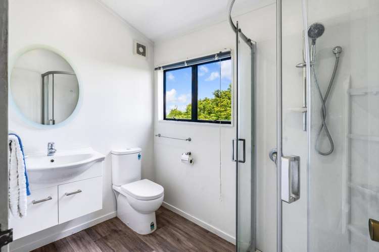 2/21 Leven Lane Totara Heights_14