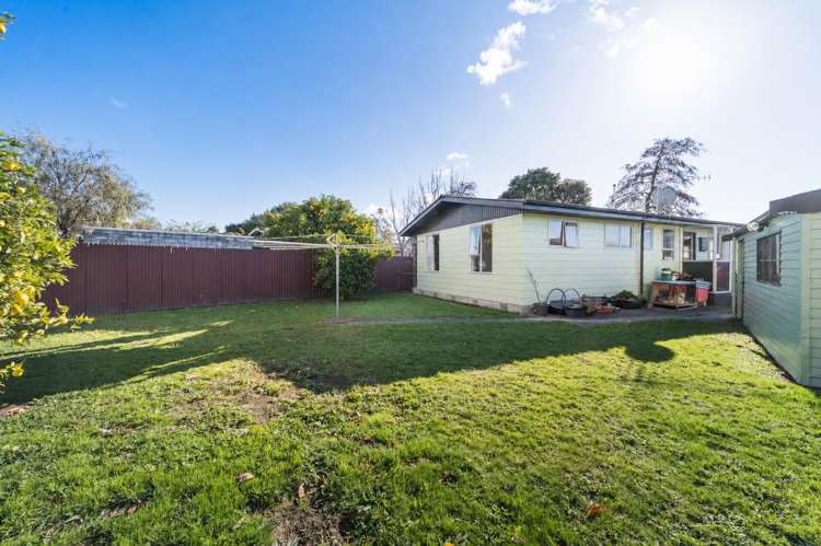 39 Robinson Crescent_1