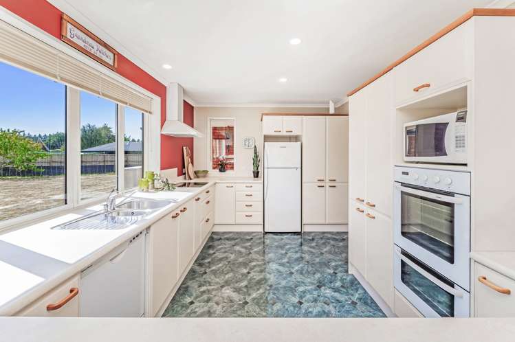 21 Churchlea Place Darfield_16