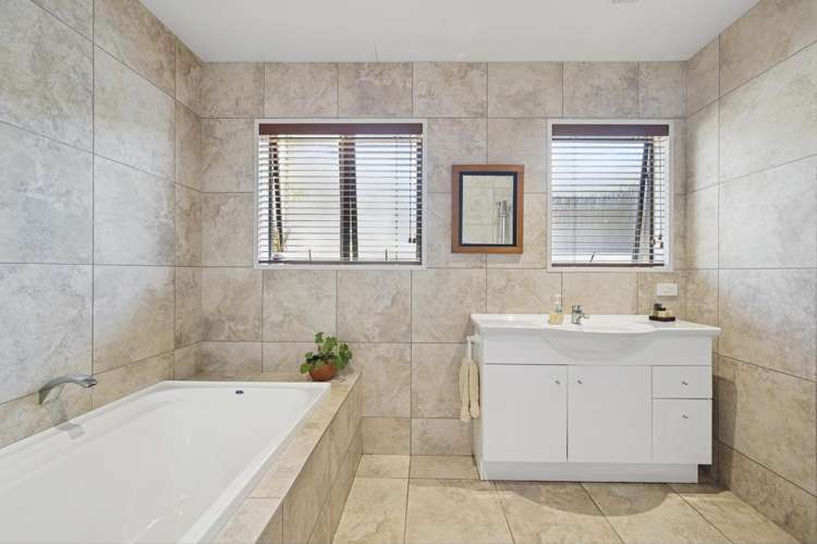 371 Central Road Hamurana_22