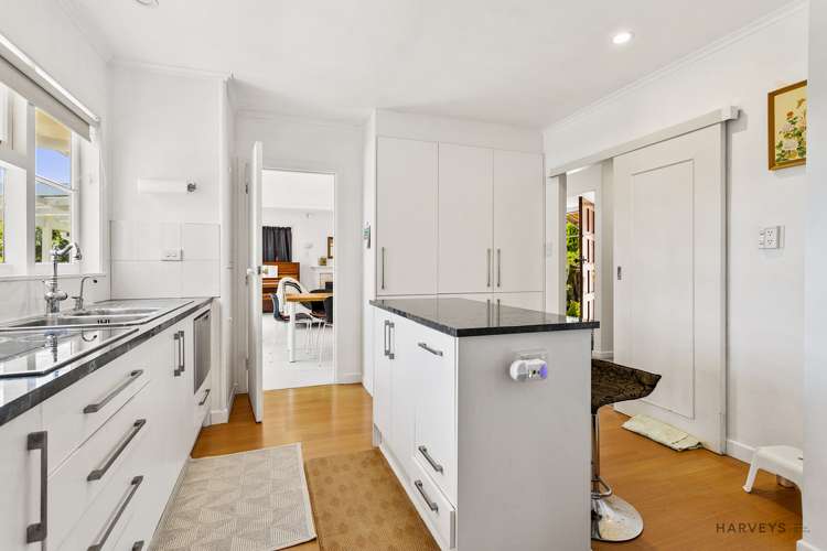 48 Fairmount Road Titirangi_7