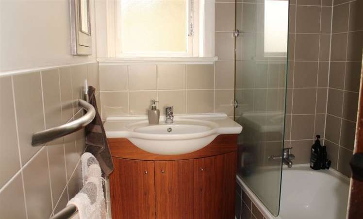 50 Waiohua Road Greenlane_12