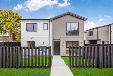 34 West Coast Road_3