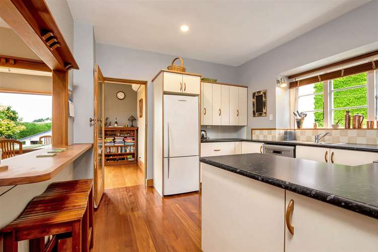 86 Marine Drive Diamond Harbour_5