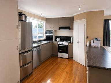 8 Tui Street_1