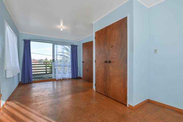 8 Hakiwai Road Fernhill_14