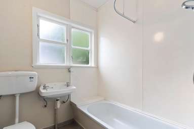 77 Kurahaupo Street_2