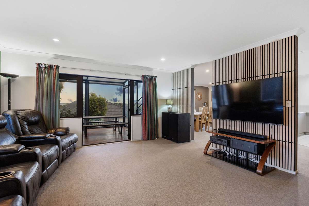 3 Richard Hill Close_1