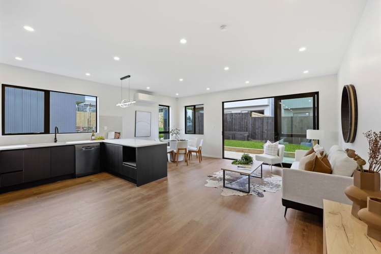27 Sails Road_2