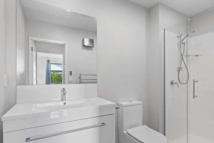 89 Faringdon Boulevard Rolleston_15