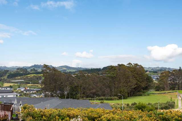 46 Celestial Crescent Orewa_2