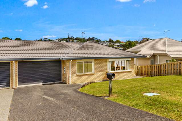 2/9 Mably Court Stanmore Bay_1