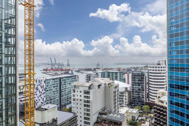 21h/16 Gore Street Auckland Central_11