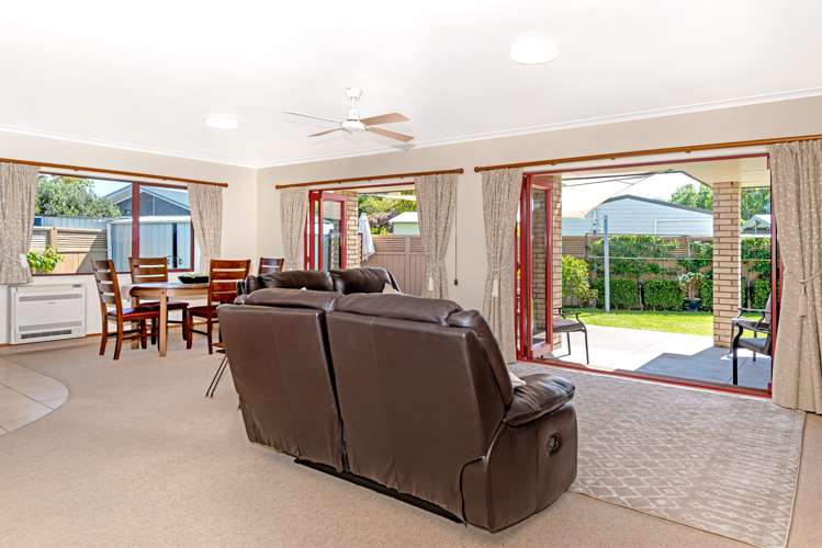 7 Westpark Place Lytton West_5