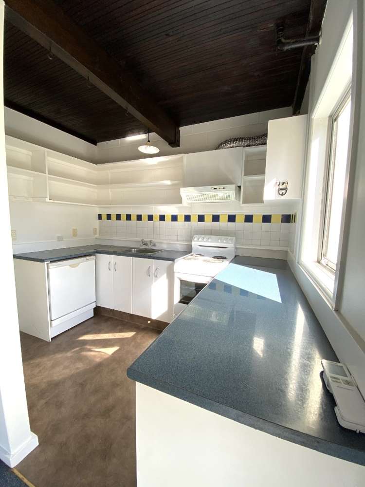 126 Akaroa Drive Maupuia_6