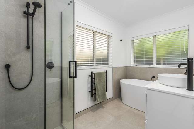 4 Kestrel Heights Arkles Bay_4