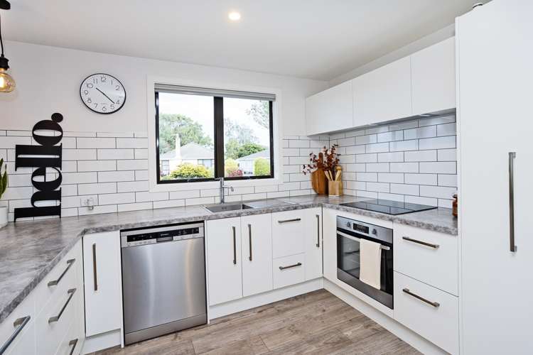 224 Crawford Street Glengarry_7