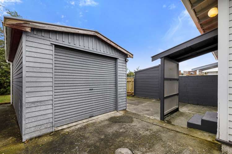 2/14 Douglas Street Waiwhetu_15
