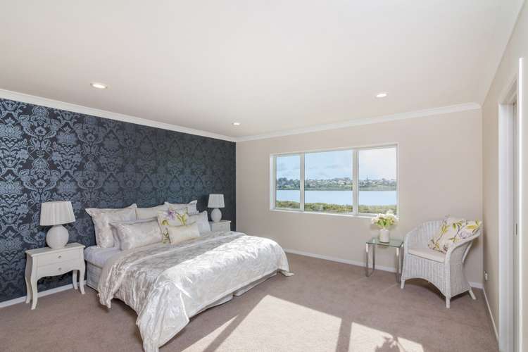 3 Iwinuku Crescent Wattle Downs_9