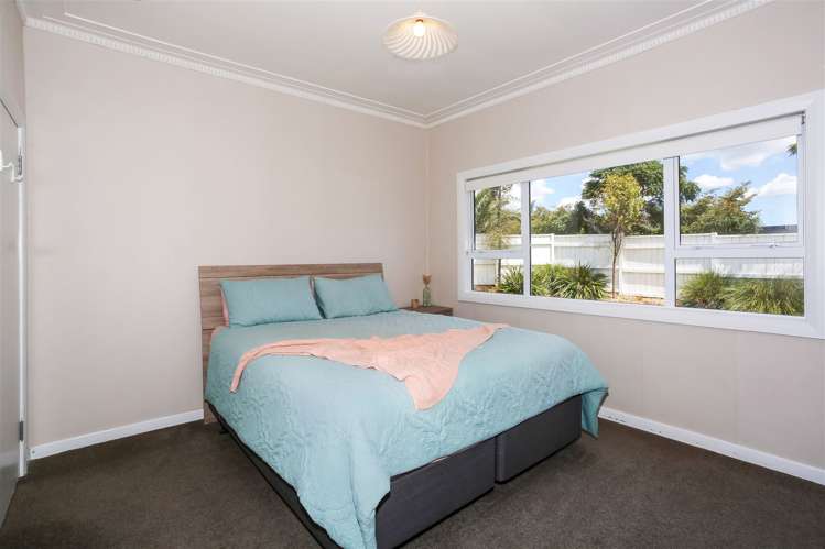 2 Hamilton Place Pukekohe_8