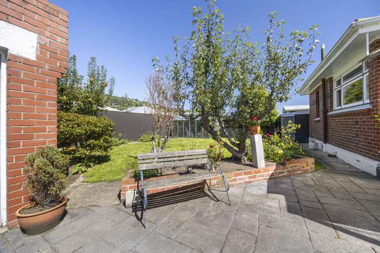 22 Ainslee Place North East Valley_23