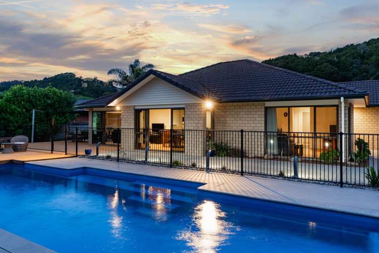 10 Glengarry Lane Tamaterau_16