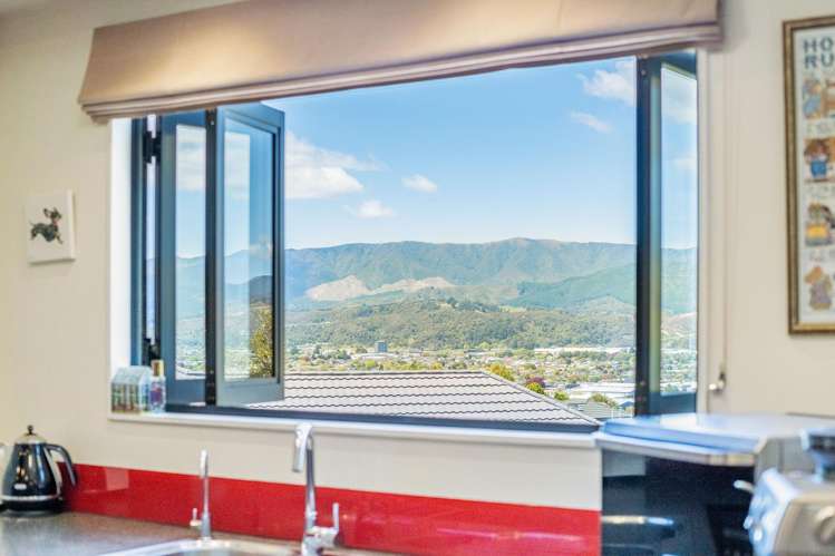 5 Ormrod Grove Riverstone Terraces_7