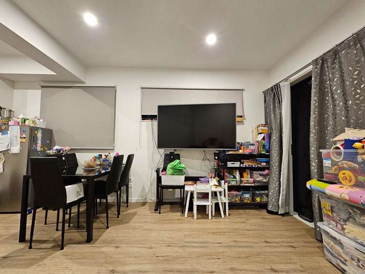 2/122 Pooks Road Ranui_22